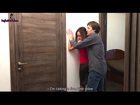 ❤️ Сексуалдуу риэлтор квартирасын сатууда кискасын сезгичтик менен жулкулдатат жана батири - Krempai Порно порно ky.xxxlfv.top ☑